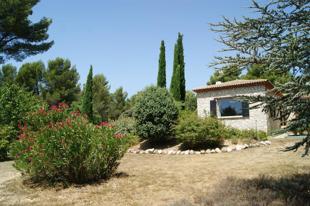 Bed and Breakfast Les Mazets Du Luberon Puget Экстерьер фото